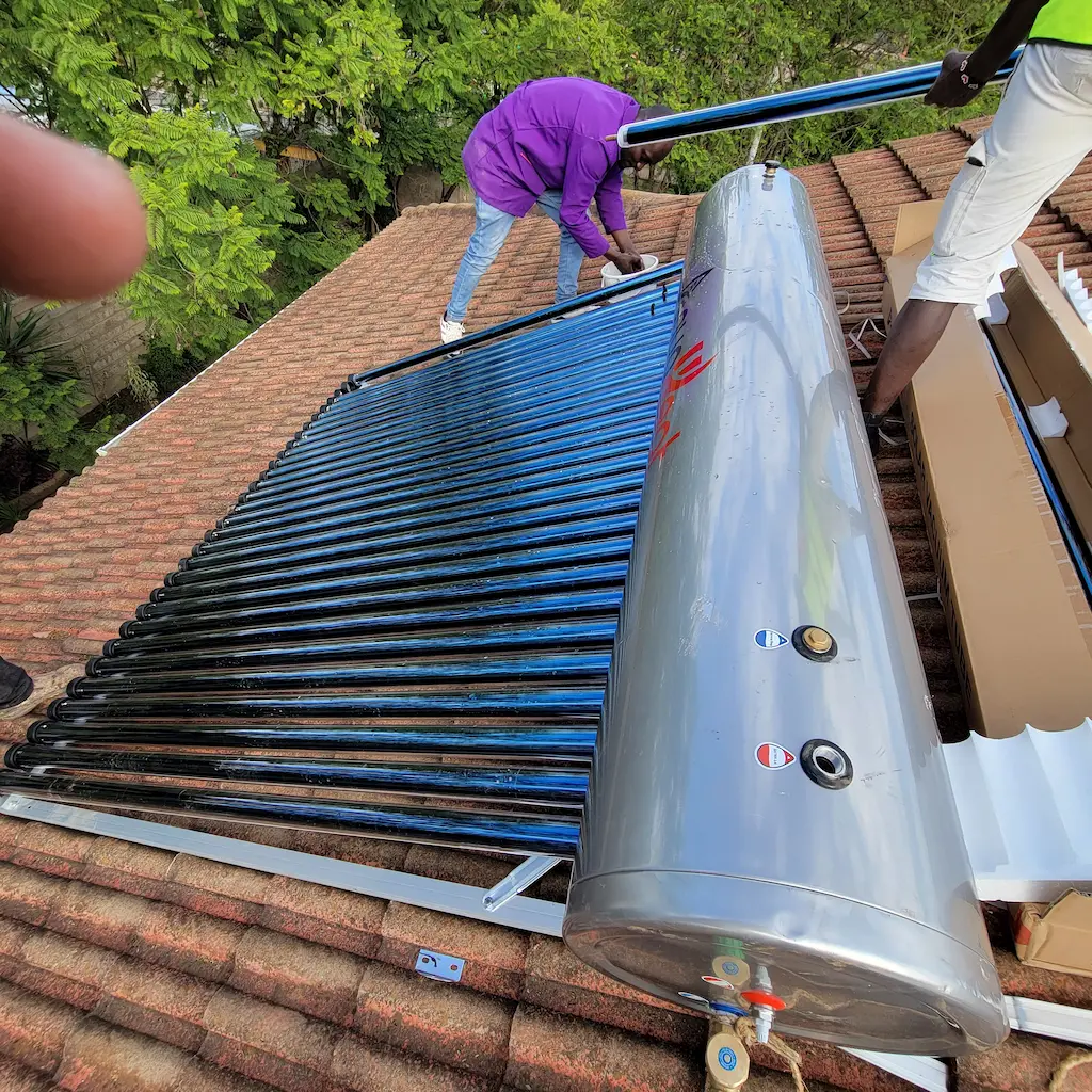 SOLAR WATER HEATER INSTALLATION AT KIU RIVER RD